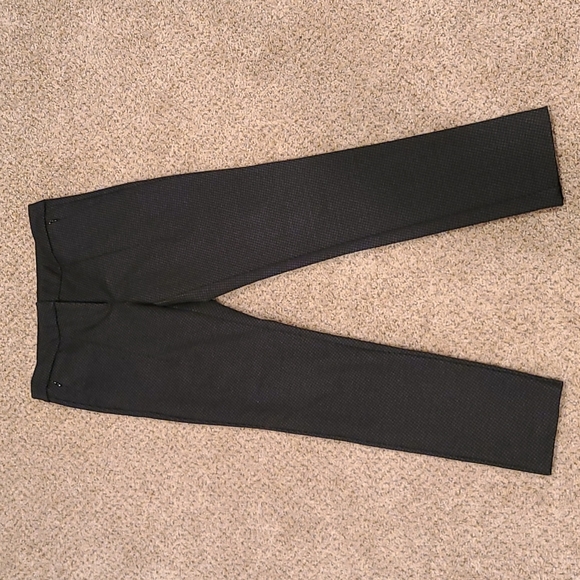 Amanda and Chelsea Fitted Pant / Size 6 - Picture 4 of 6